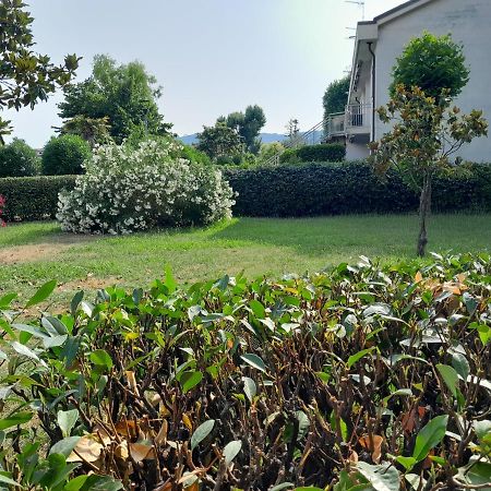 Tra Cinque Terre e Versilia Marinella di Sarzana Exterior foto